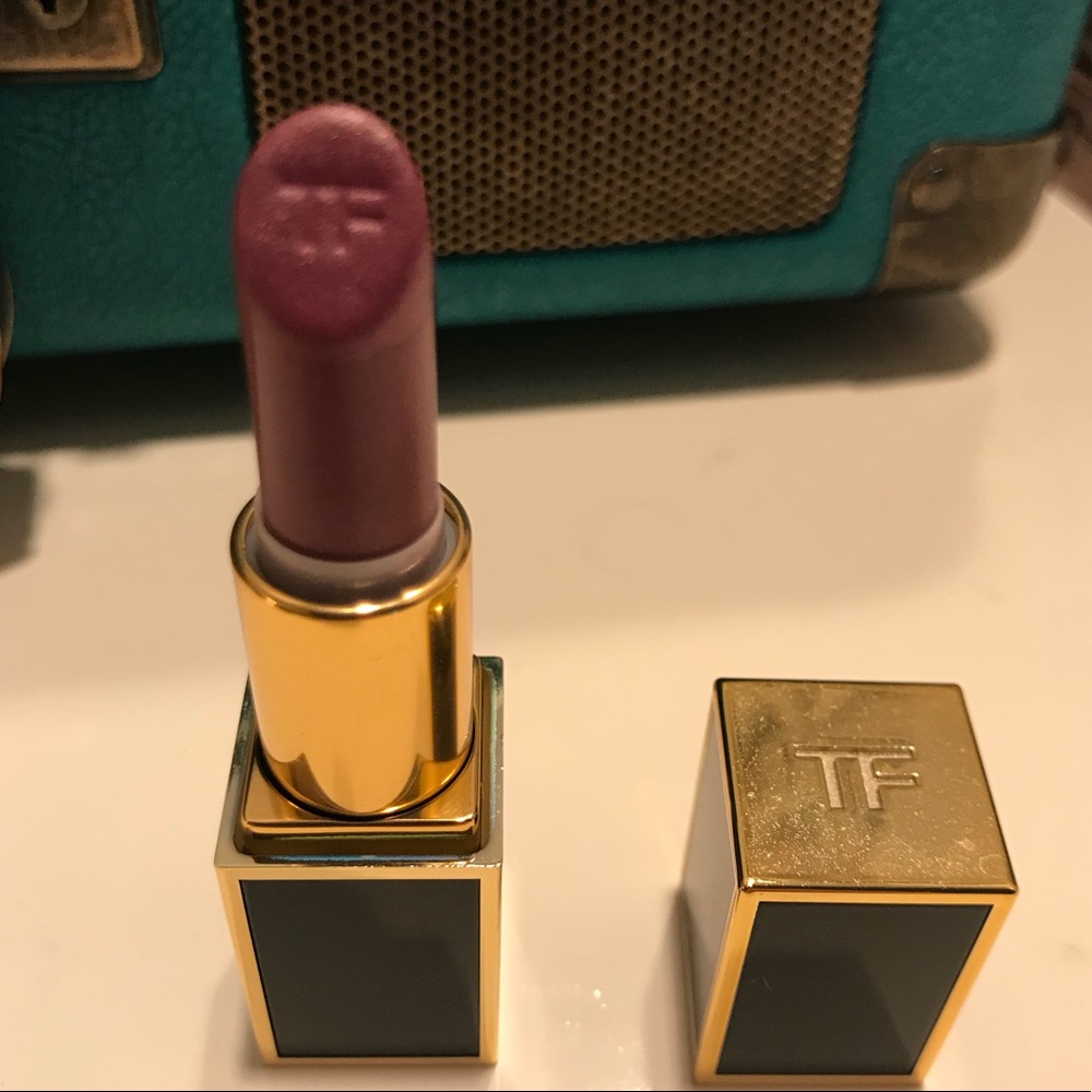 Tom Ford  #60 DRAKE. Used one time. Sanitized.